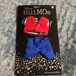 Disney Nuimos outfit